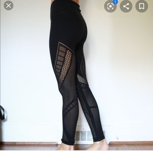 Lulu Lemon cutout detailed leggings